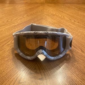 🏂⛷❄️Snowboard/Ski Goggles-“Electric”-Grey/White (daytime lense included) 🏂⛷❄️